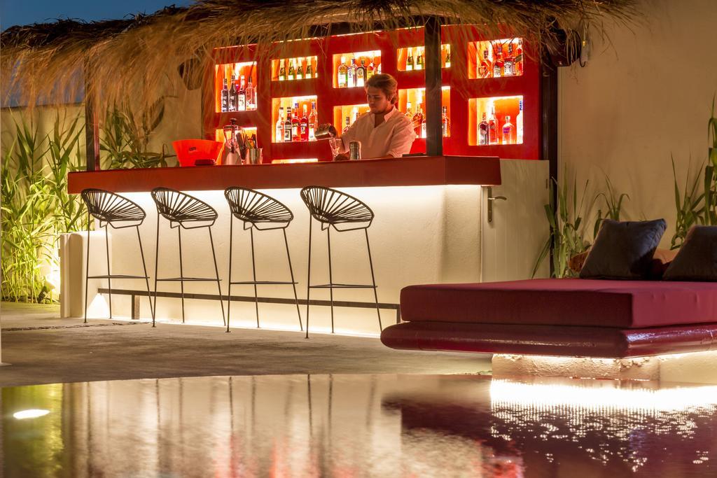Art Hotel Santorini Pýrgos Buitenkant foto