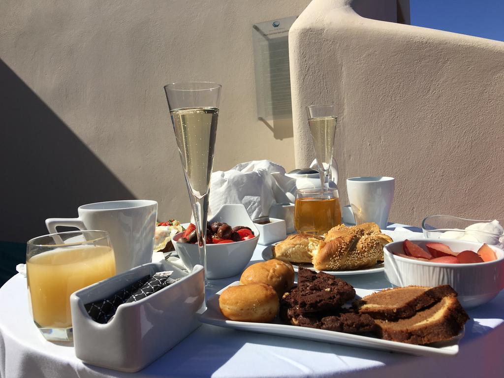 Art Hotel Santorini Pýrgos Buitenkant foto