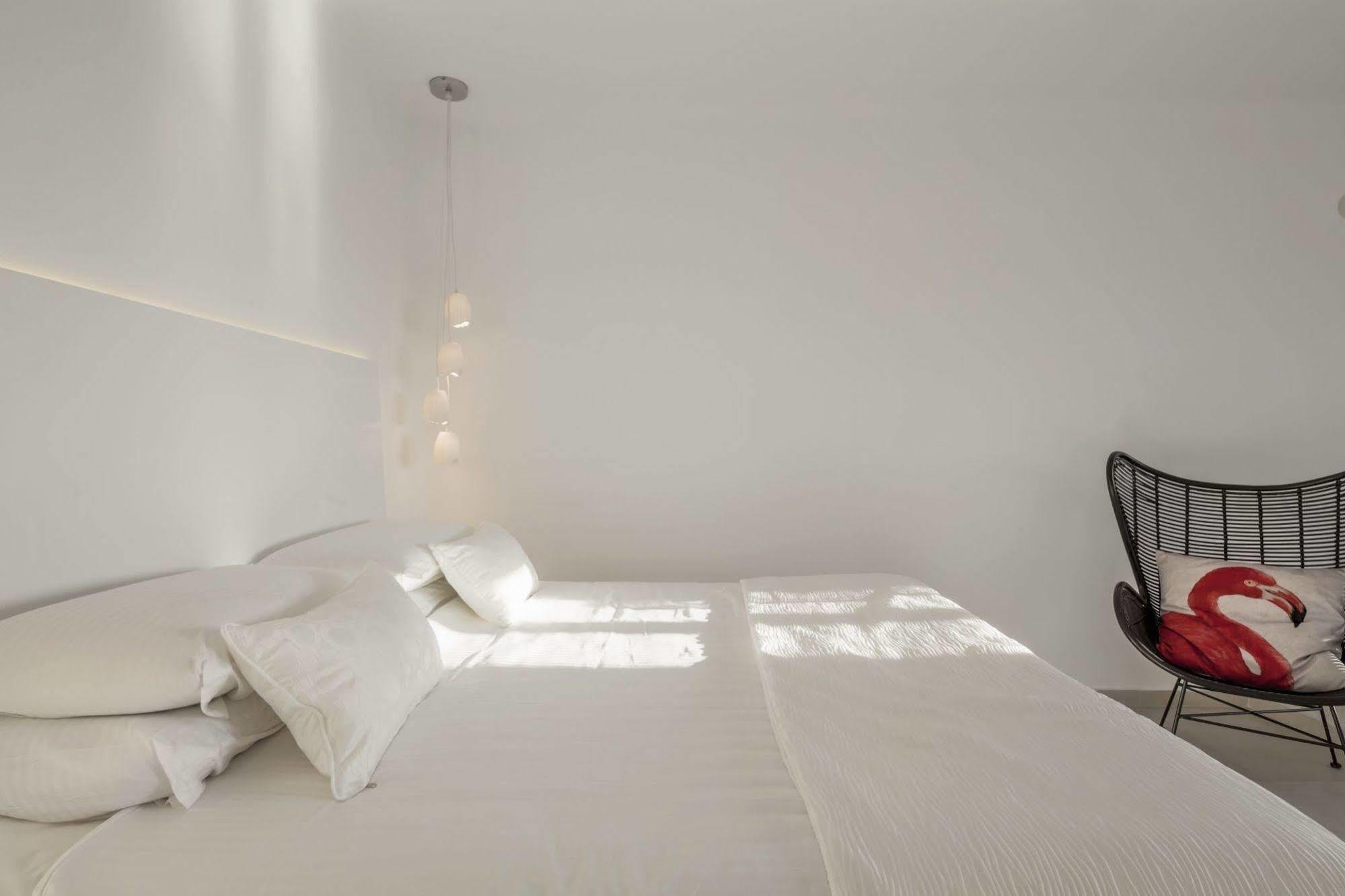 Art Hotel Santorini Pýrgos Buitenkant foto